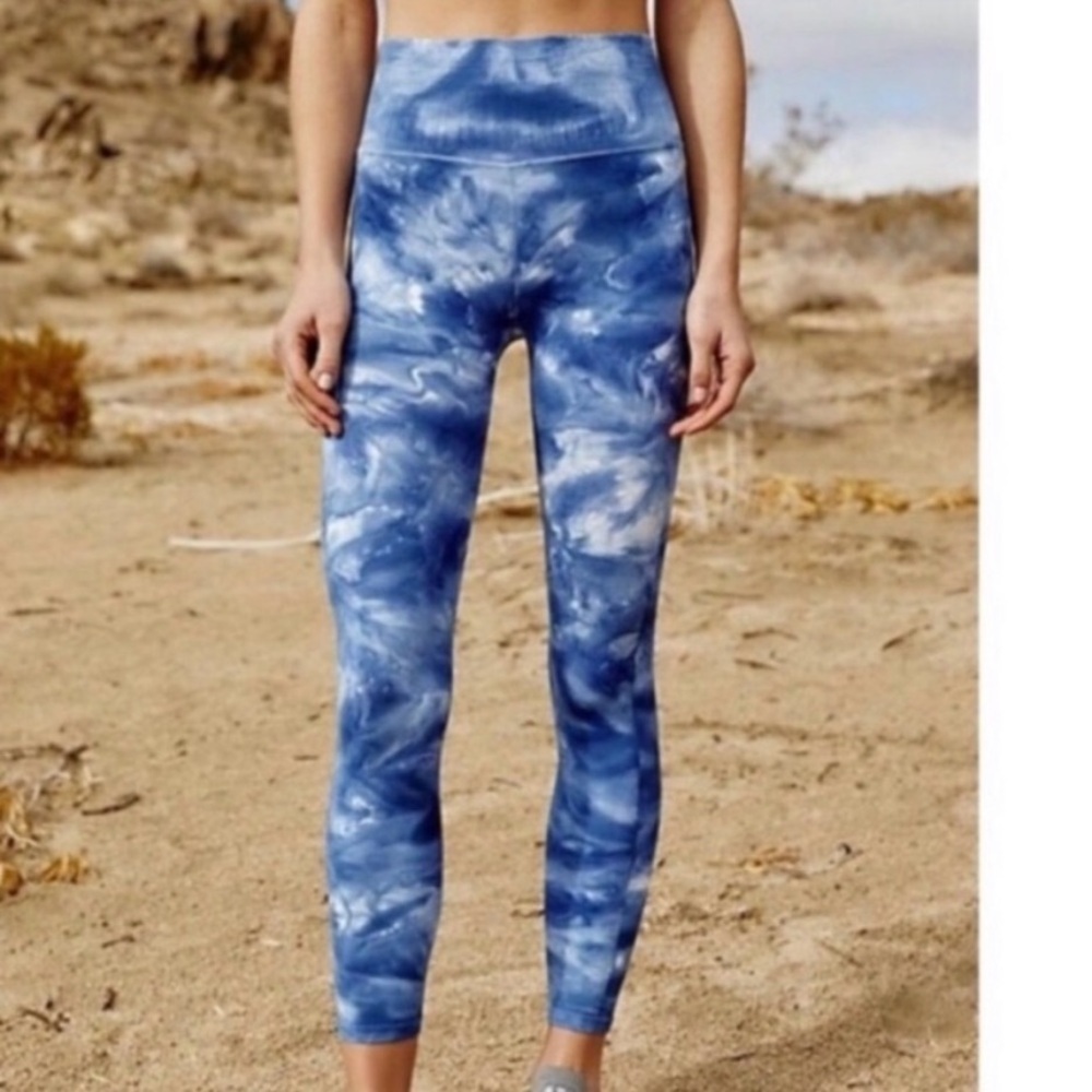 Free People FP Movement Good Karma Blue and White Tie-Dye Leggings xs small - Picture 7 of 8